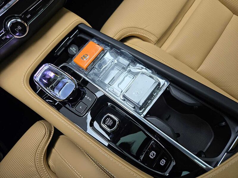 Volvo  Ultimate, B5 AWD 마일드 하이브리드, 가솔린, 브라이트