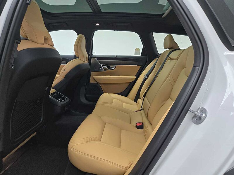 Volvo  Ultimate, B5 AWD 마일드 하이브리드, 가솔린, 브라이트