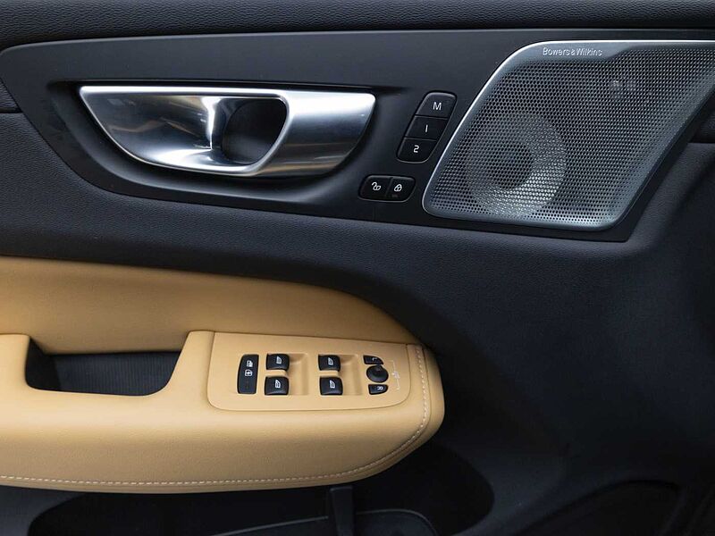 Volvo  Ultimate, B5 AWD 마일드 하이브리드, 가솔린, 브라이트