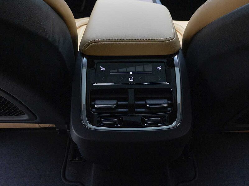 Volvo  Ultimate, B5 AWD 마일드 하이브리드, 가솔린, 브라이트