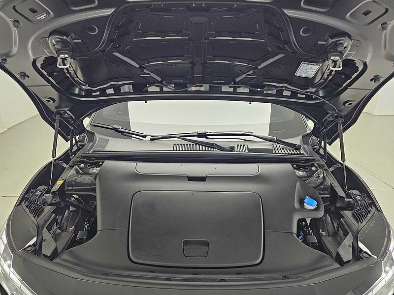 Volvo  Ultra, Single Motor Extended Range, 전기
