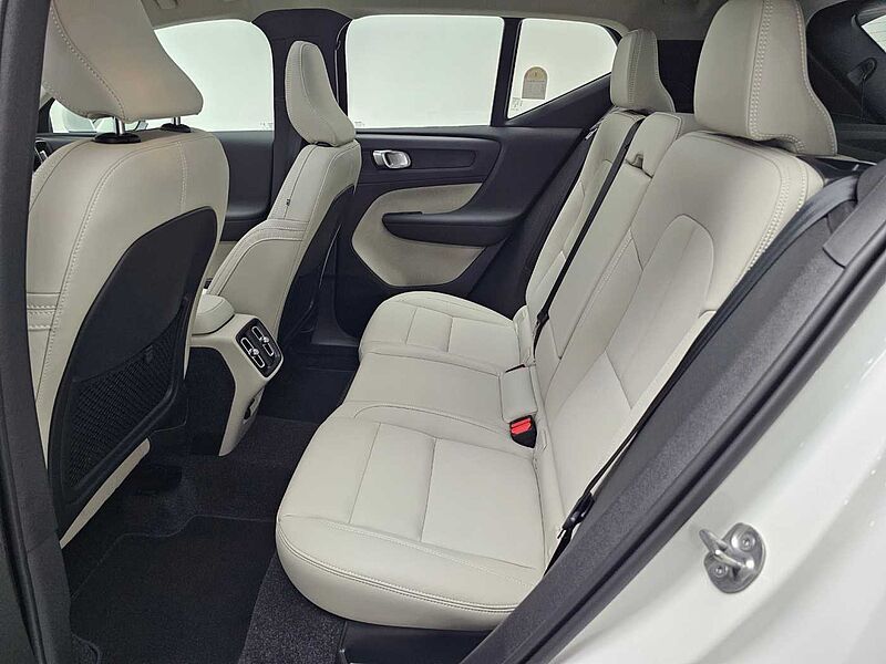 Volvo  Ultra, B4 AWD 마일드 하이브리드, 가솔린, 브라이트