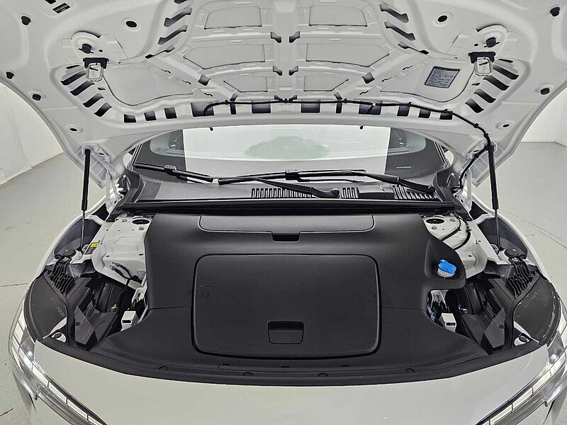Volvo  Ultra, Single Motor Extended Range, 전기