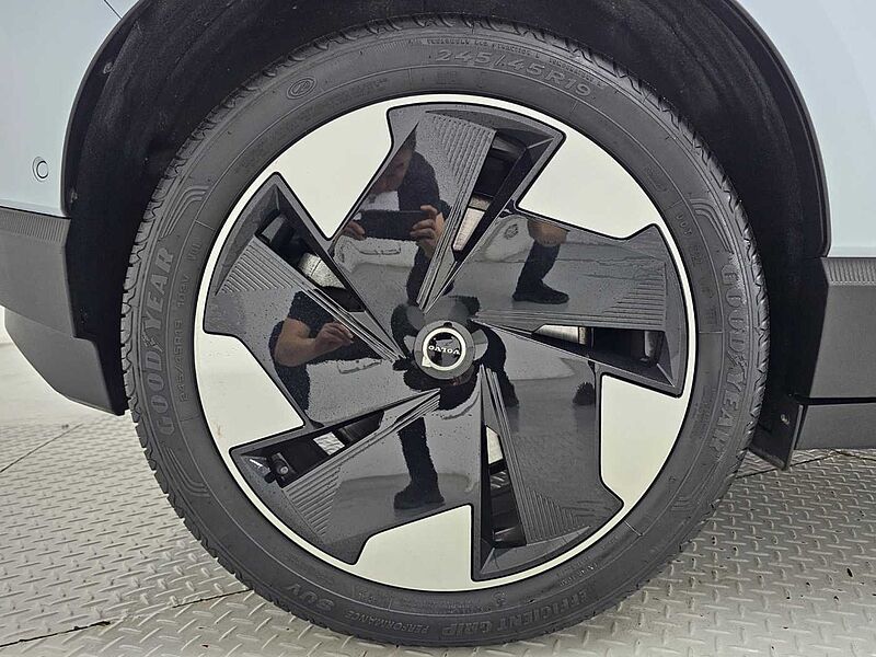 Volvo  Ultra, Single Motor Extended Range, 전기