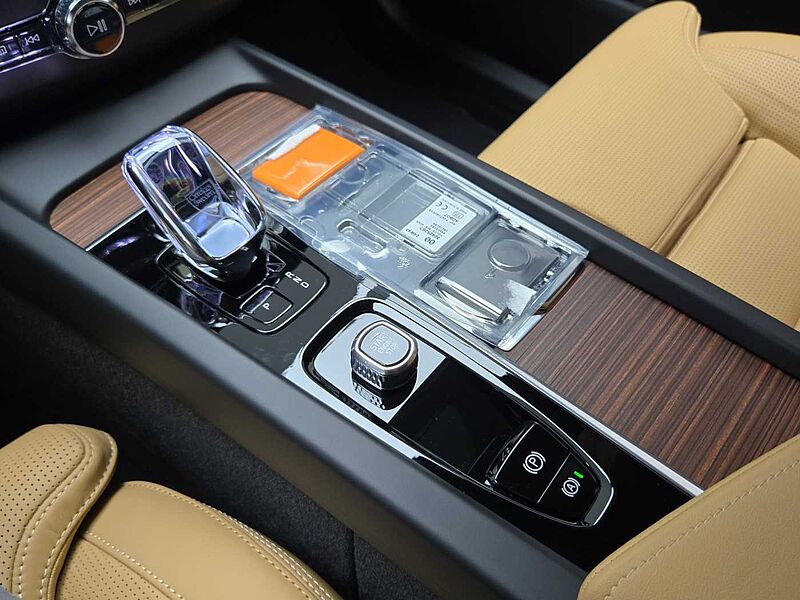 Volvo  Ultra, B5 AWD 마일드 하이브리드, 가솔린, 브라이트