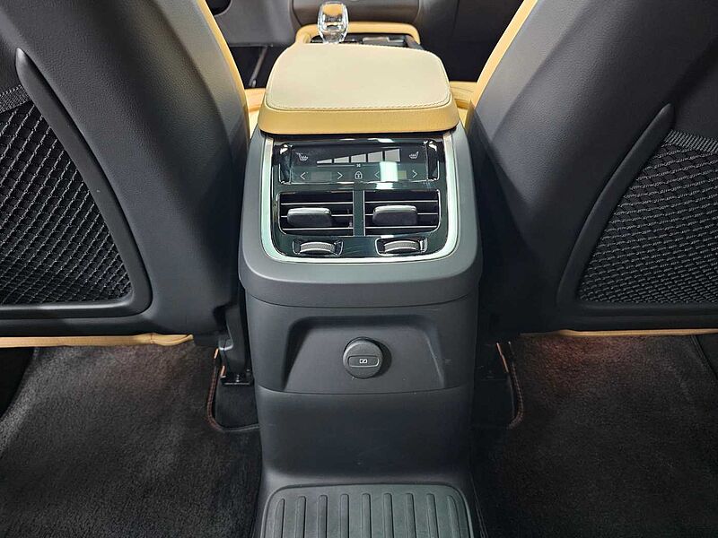 Volvo  Recharge Ultimate, T8 AWD 플러그-인 하이브리드, 전기/가솔린, 브라이트, 7 좌석