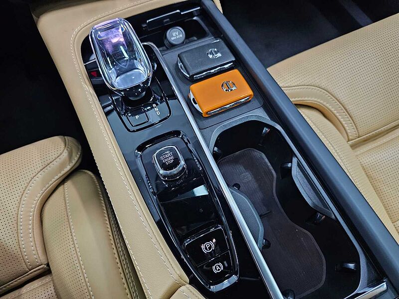 Volvo  Recharge Ultimate, T8 AWD 플러그-인 하이브리드, 전기/가솔린, 브라이트, 7 좌석