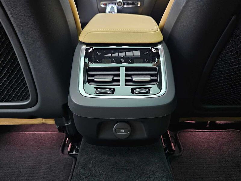 Volvo  Ultimate, B5 AWD 마일드 하이브리드, 가솔린, 브라이트