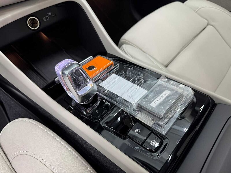 Volvo  Ultra, B4 AWD 마일드 하이브리드, 가솔린, 브라이트