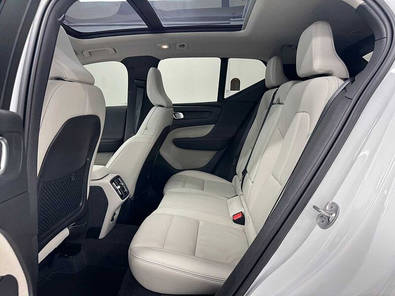 Volvo  Ultra, B4 AWD 마일드 하이브리드, 가솔린, 브라이트