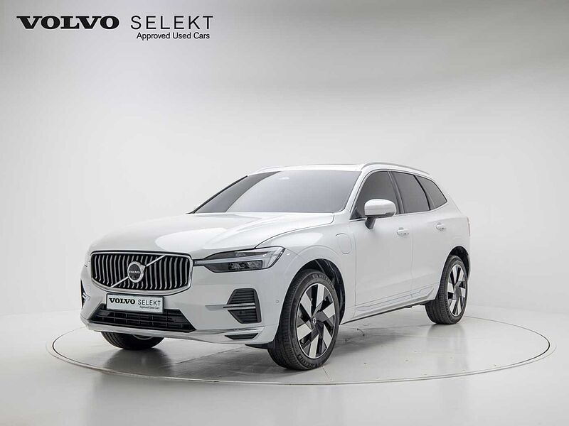 Volvo Ultra, T8 AWD 플러그-인 하이브리드, 전기/가솔린, 브라이트