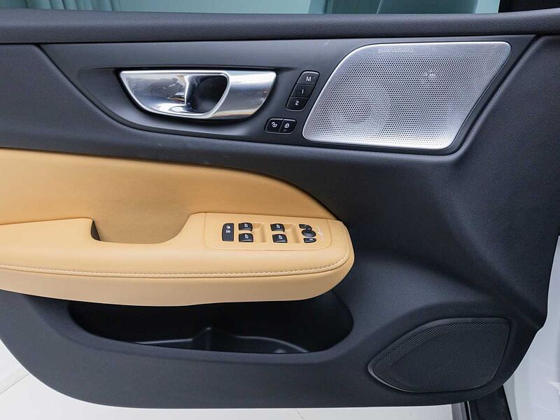 Volvo  Ultra, B5 AWD 마일드 하이브리드, 가솔린, 브라이트