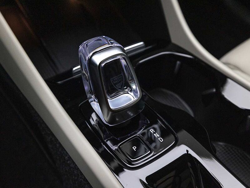 Volvo  Ultra, B4 AWD 마일드 하이브리드, 가솔린, 브라이트