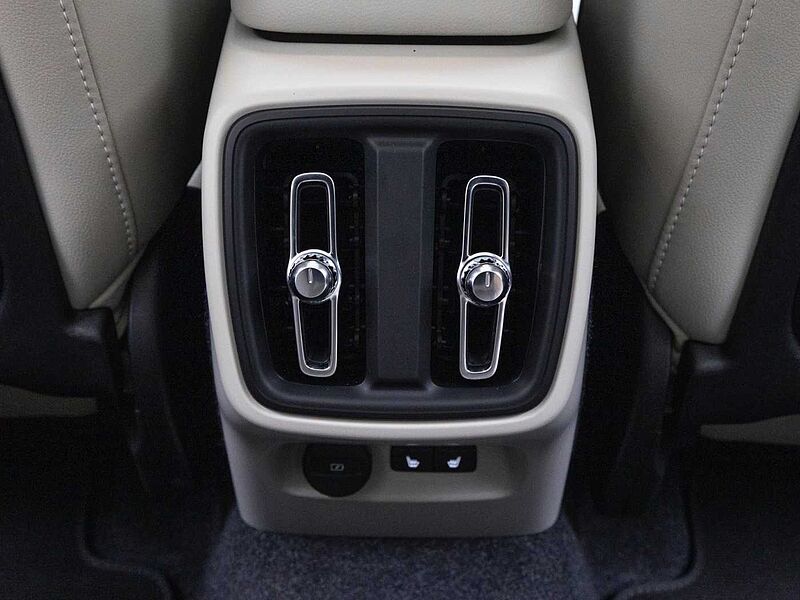 Volvo  Ultra, B4 AWD 마일드 하이브리드, 가솔린, 브라이트