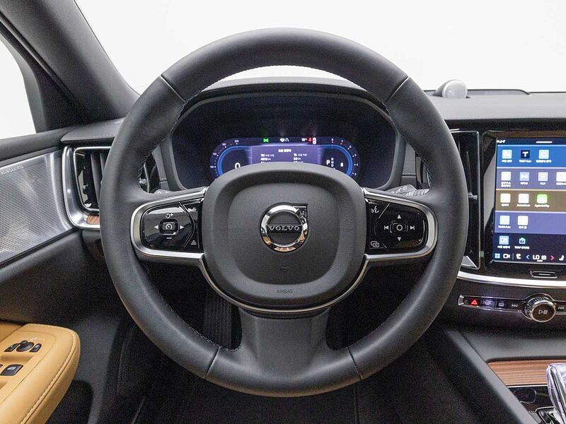 Volvo  Ultra, B5 AWD 마일드 하이브리드, 가솔린, 브라이트