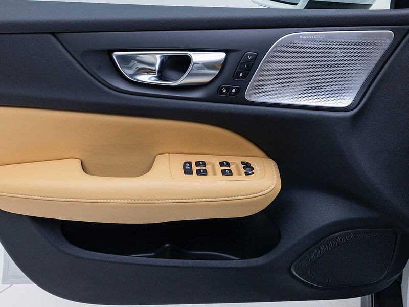 Volvo  Ultra, B5 AWD 마일드 하이브리드, 가솔린, 브라이트