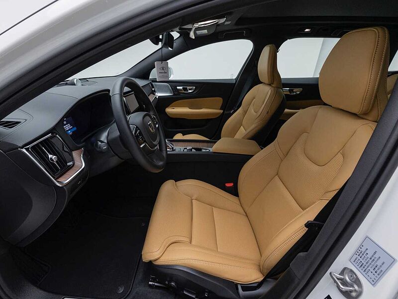 Volvo  Ultra, B5 AWD 마일드 하이브리드, 가솔린, 브라이트