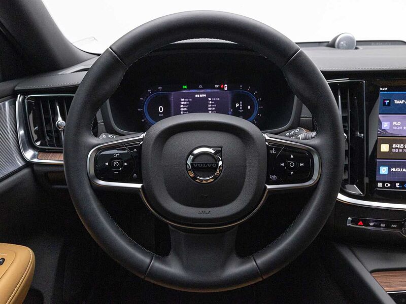 Volvo Ultra, B5 AWD 마일드 하이브리드, 가솔린, 브라이트