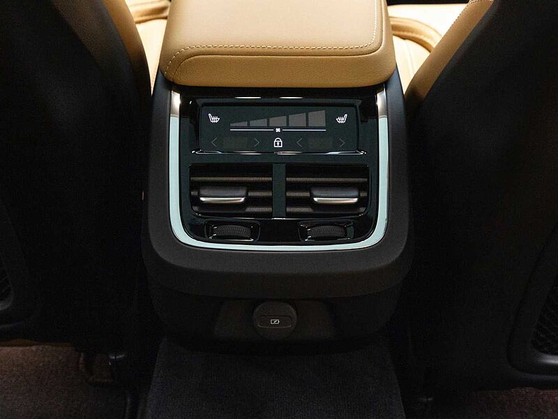 Volvo Ultra, B5 AWD 마일드 하이브리드, 가솔린, 브라이트