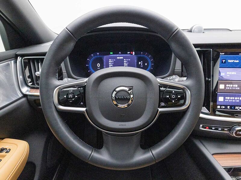 Volvo  Ultra, B5 AWD 마일드 하이브리드, 가솔린, 브라이트