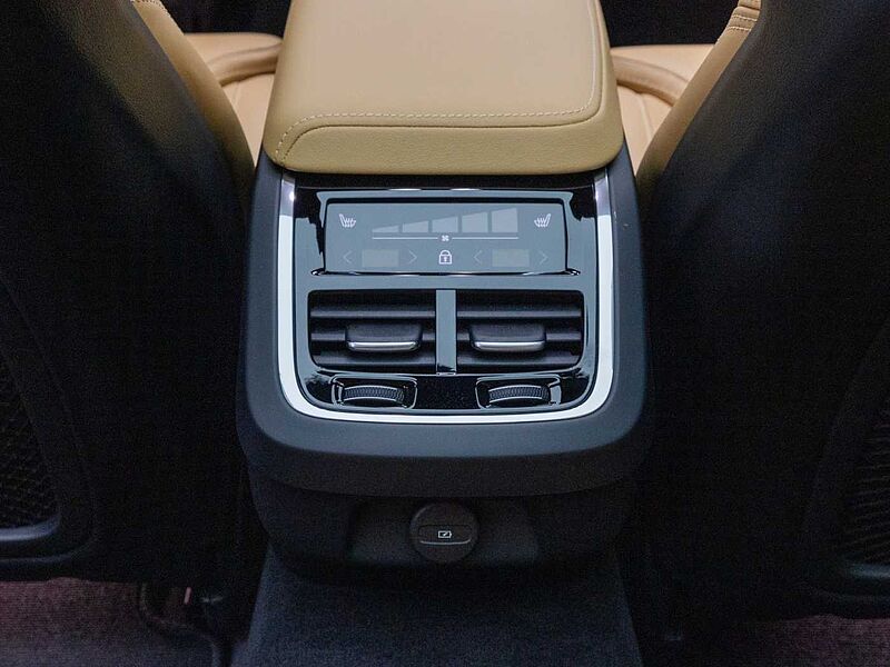 Volvo  Ultra, B5 AWD 마일드 하이브리드, 가솔린, 브라이트