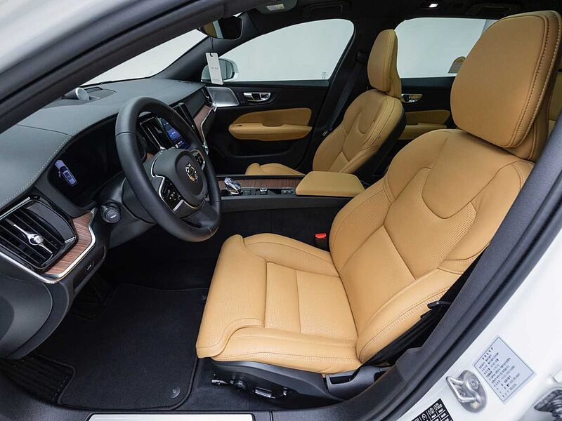 Volvo  Ultra, B5 AWD 마일드 하이브리드, 가솔린, 브라이트