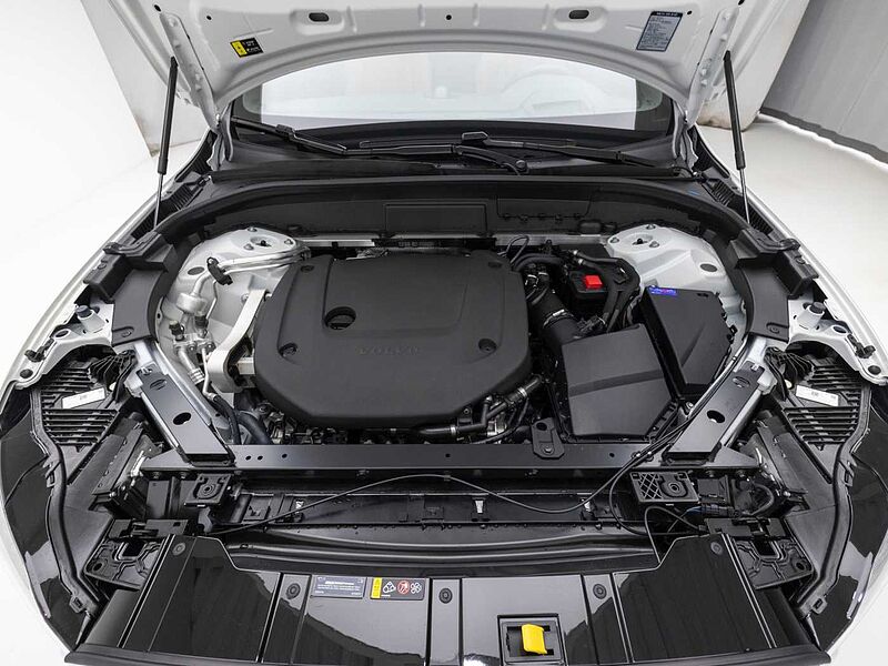 Volvo  Ultra, B6 AWD 마일드 하이브리드, 가솔린, 브라이트