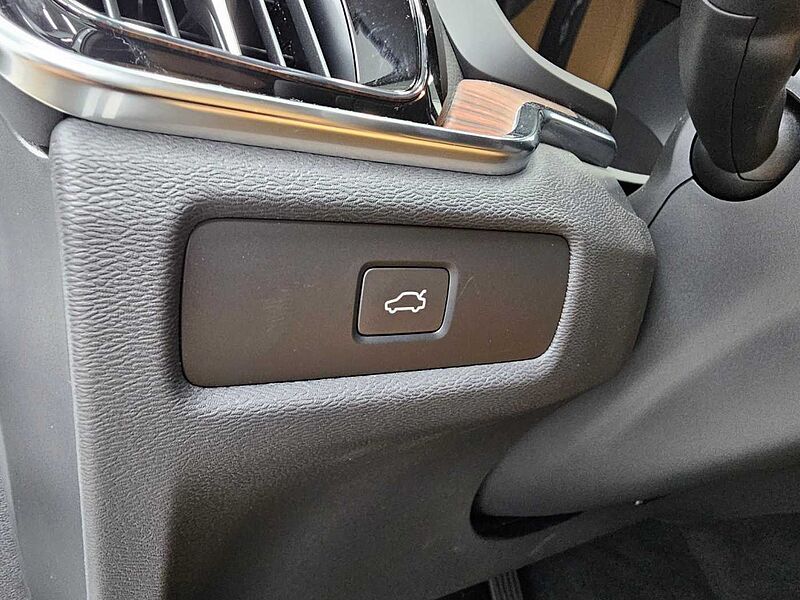 Volvo Ultra, B5 AWD 마일드 하이브리드, 가솔린, 브라이트