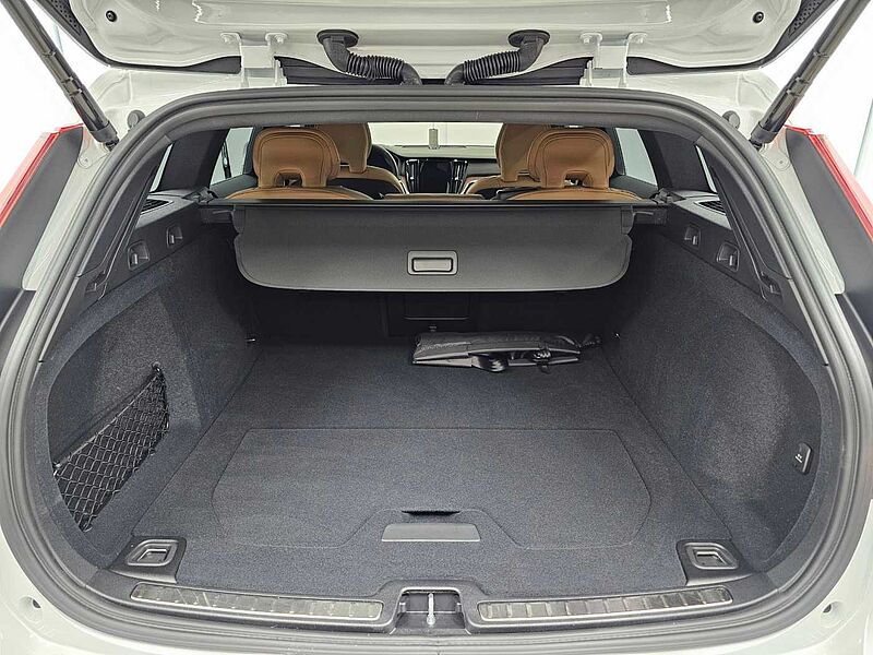 Volvo Ultra, B5 AWD 마일드 하이브리드, 가솔린, 브라이트