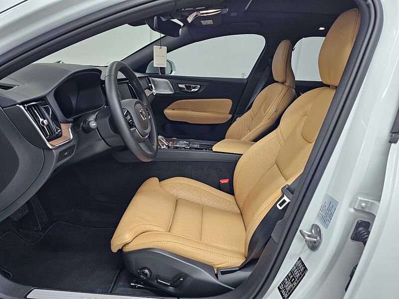 Volvo Ultra, B5 AWD 마일드 하이브리드, 가솔린, 브라이트