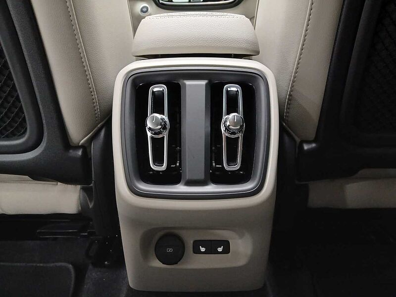 Volvo  Ultra, B4 AWD 마일드 하이브리드, 가솔린, 브라이트