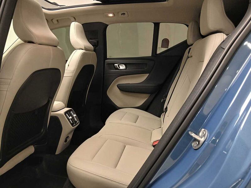 Volvo  Ultra, B4 AWD 마일드 하이브리드, 가솔린, 브라이트