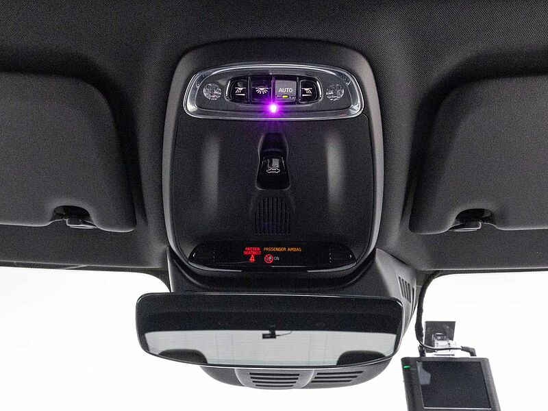 Volvo  R-Design, B5 mild hybrid