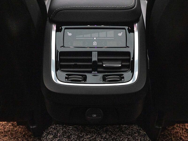 Volvo  R-Design, B5 mild hybrid