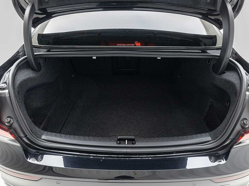 Volvo  R-Design, B5 mild hybrid