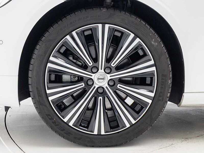 Volvo Ultimate, B5 마일드 하이브리드, 가솔린, 브라이트