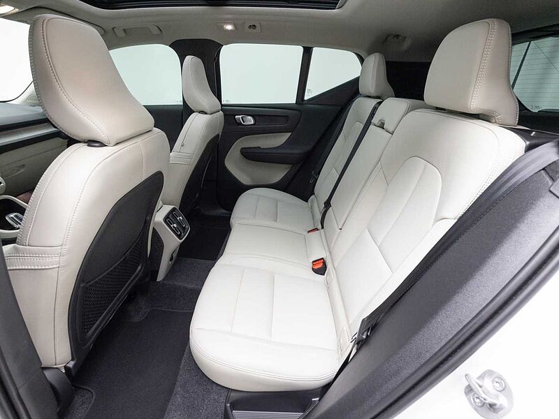 Volvo Ultra, B4 AWD 마일드 하이브리드, 가솔린, 브라이트