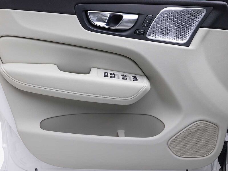 Volvo  Ultra, B5 AWD 마일드 하이브리드, 가솔린, 다크