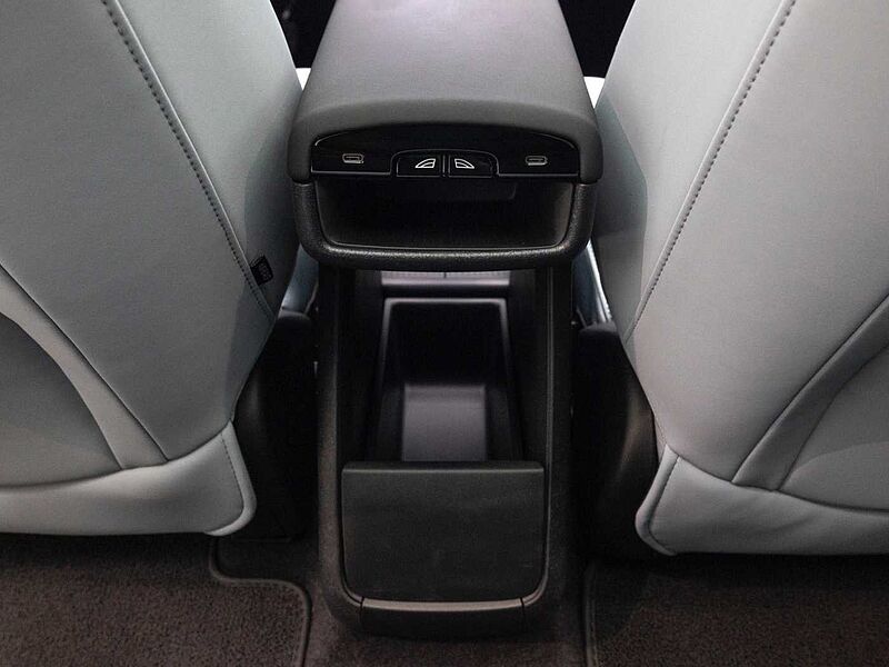 Volvo  Ultra, Single Motor Extended Range, 순수 전기