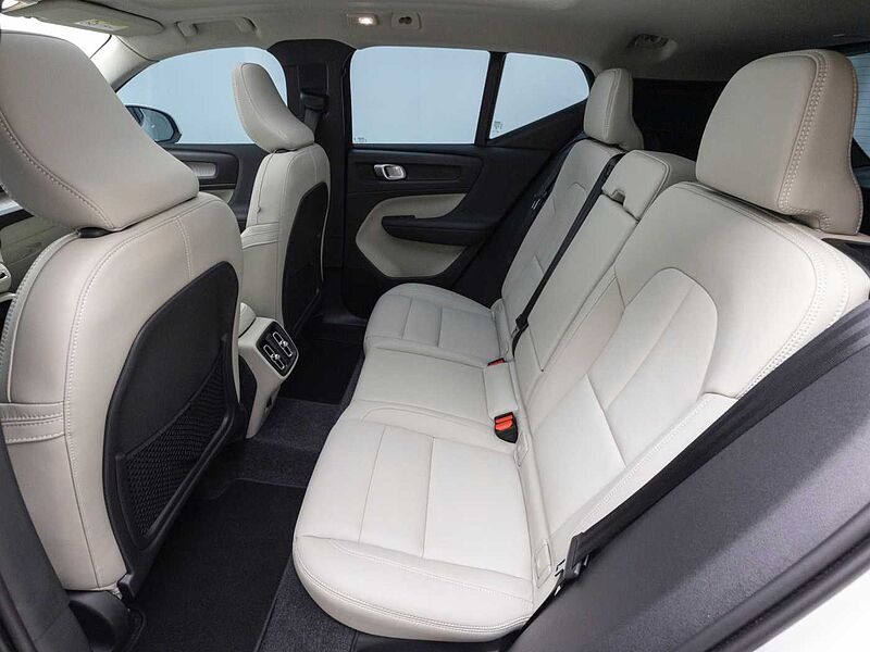 Volvo  Ultra, B4 AWD 마일드 하이브리드, 가솔린, 브라이트