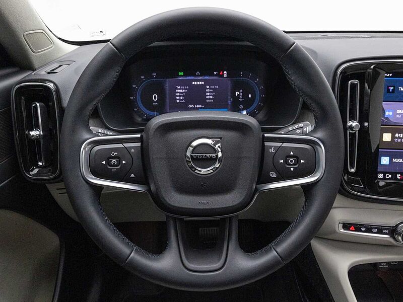 Volvo  Ultra, B4 AWD 마일드 하이브리드, 가솔린, 브라이트