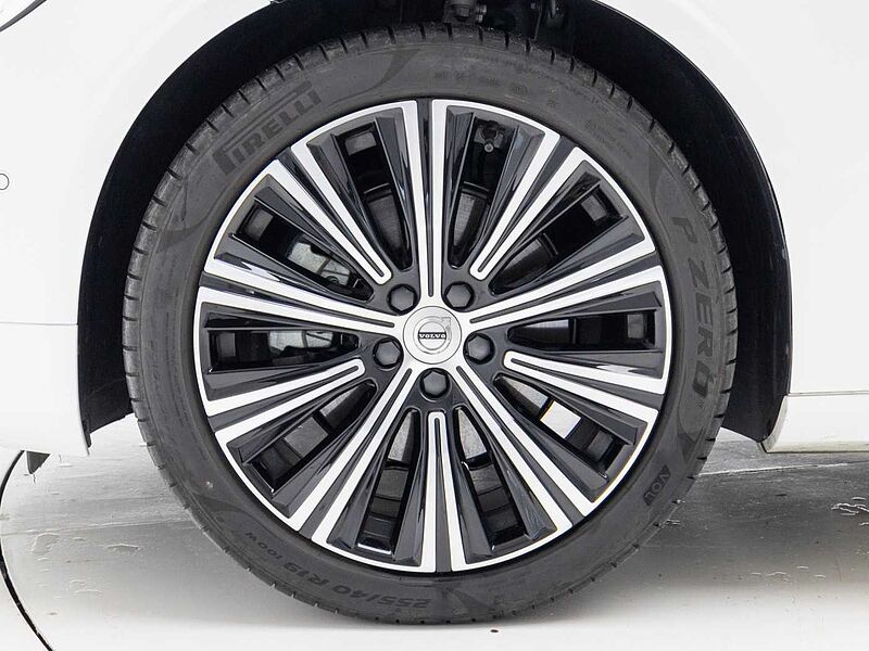 Volvo Ultimate, B5 마일드 하이브리드, 가솔린, 브라이트