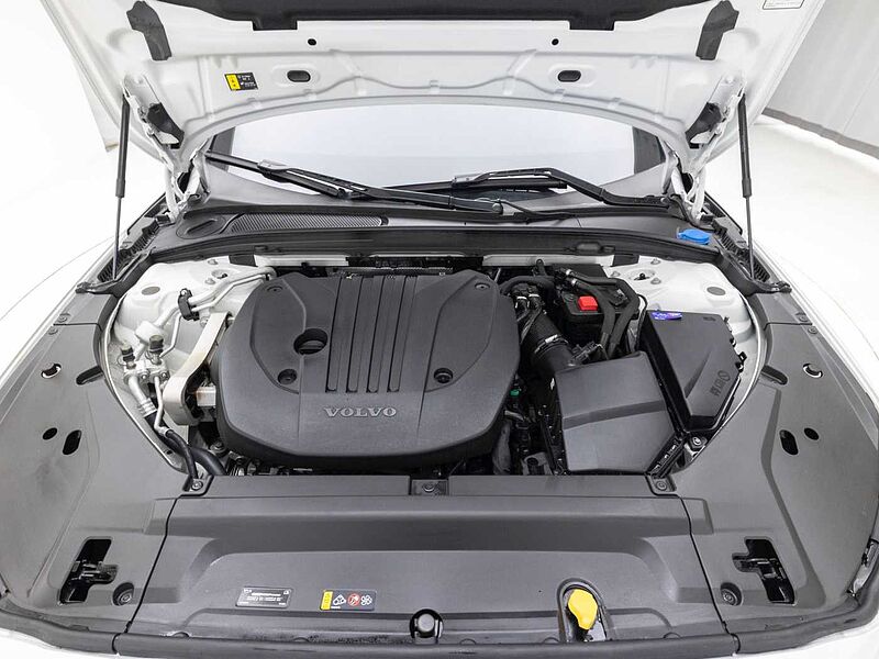 Volvo Ultimate, B5 마일드 하이브리드, 가솔린, 브라이트