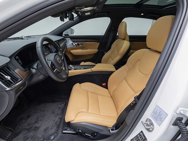 Volvo Ultimate, B5 마일드 하이브리드, 가솔린, 브라이트