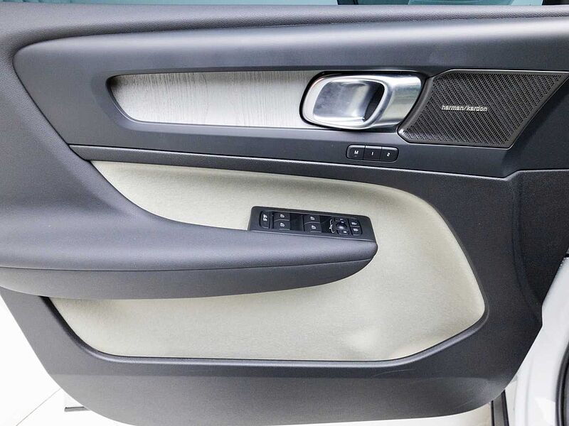 Volvo  Ultra, B4 AWD 마일드 하이브리드, 가솔린, 브라이트