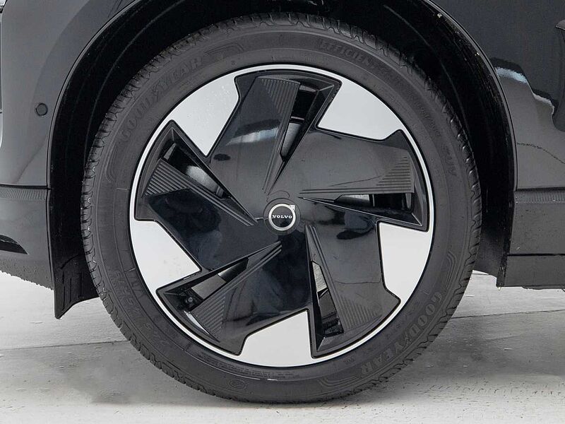 Volvo  Ultra, Single Motor Extended Range, 순수 전기