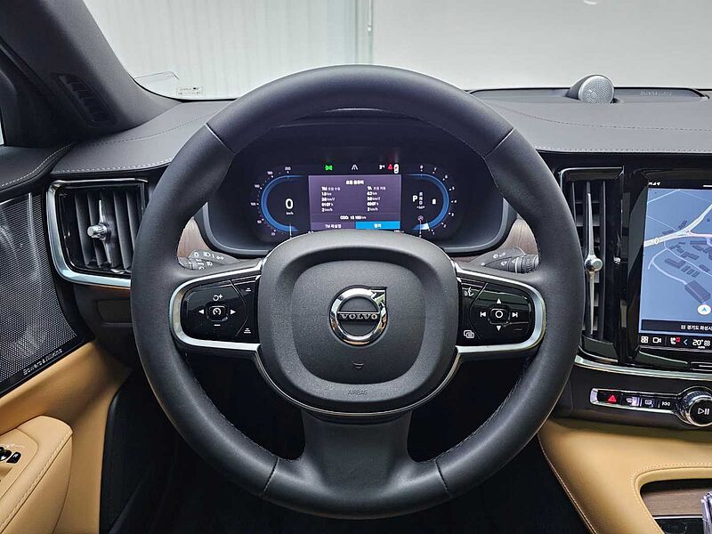 Volvo Ultimate, B5 마일드 하이브리드, 가솔린, 브라이트