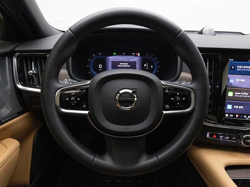 Volvo Ultimate, B5 mild hybrid, 가솔린, Bright