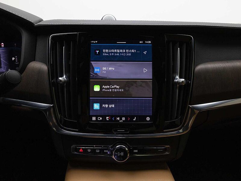 Volvo Ultimate, B5 mild hybrid, 가솔린, Bright