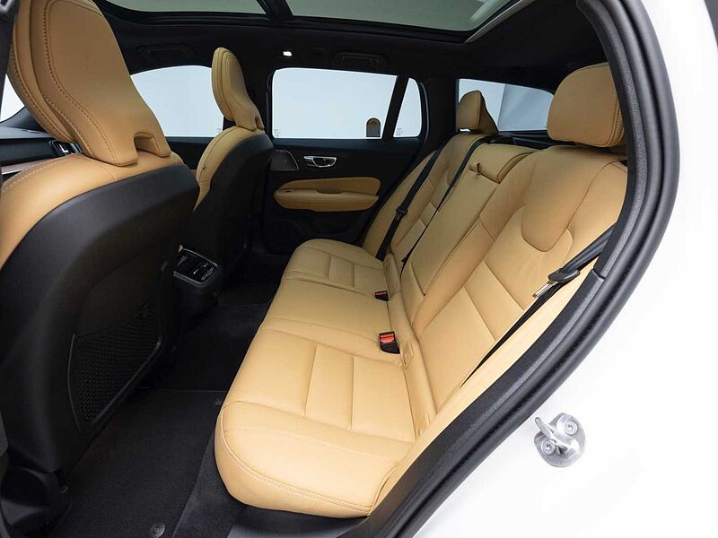 Volvo Ultra, B5 AWD 마일드 하이브리드, 가솔린, 브라이트